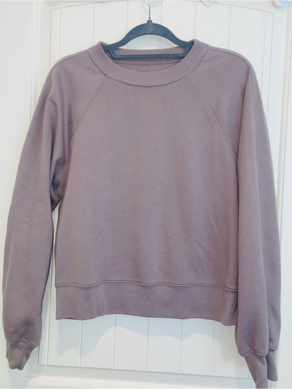 Abercrombie crewneck